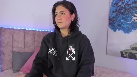 Snapshot of babyysnake chatting on 03/23/26, 01:42 daya independent model online show from 03/23/26, 01:42