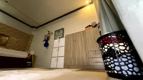 Snapshot of babyzarah2002 chatting on 04/20/26, 12:57 zarah online show from 04/20/26, 12:57