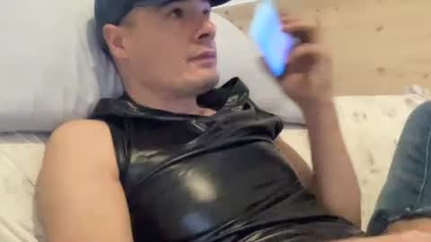 bach online show from 03/10/25, 10:48