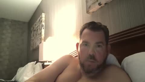 Snapshot of backofyourholes chatting on 10/09/25, 06:00 backofyourholes online show from 10/09/25, 06:00