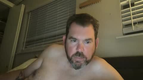 Snapshot of backofyourholes chatting on 05/13/26, 06:22 backofyourholes online show from 05/13/26, 06:22