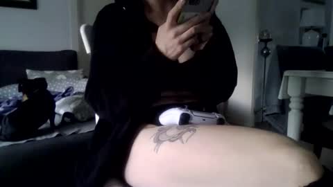 Honey online show from 10/16/25, 07:20