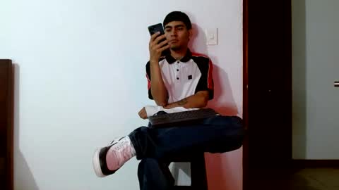 Vanessa and  Cash Master online show from 12/30/24, 08:04