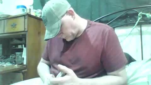 Snapshot of bad_boy4u2abuse chatting on 03/10/26, 03:28 bad_boy4u2abuse online show from 03/10/26, 03:28