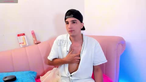 Snapshot of bad_boy_21_ chatting on 03/11/26, 10:38 bad_boy_21_ online show from 03/11/26, 10:38