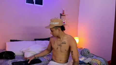 Snapshot of bad_boy__777 chatting on 09/22/25, 06:54 bad_boy__777 online show from 09/22/25, 06:54