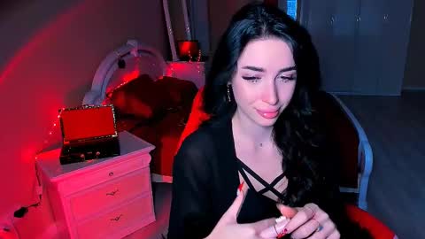 Snapshot of bad_desire chatting on 12/02/24, 07:03 Miss Desire...do you remember online show from 12/02/24, 07:03