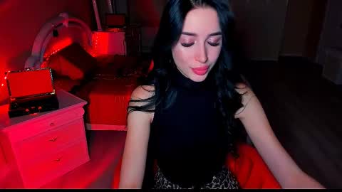 Snapshot of bad_desire chatting on 12/10/24, 03:01 Miss Desire...do you remember online show from 12/10/24, 03:01