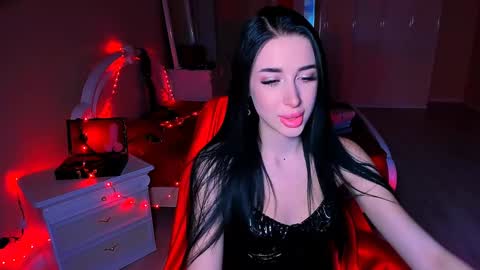 Snapshot of bad_desire chatting on 01/11/25, 12:07 Miss Desire...do you remember online show from 01/11/25, 12:07