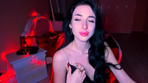 Snapshot of bad_desire chatting on 01/14/25, 01:28 Miss Desire...do you remember online show from 01/14/25, 01:28