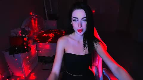 Snapshot of bad_desire chatting on 10/22/25, 08:25 Miss Desire...do you remember online show from 10/22/25, 08:25