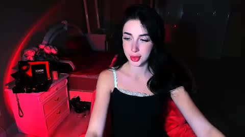 Snapshot of bad_desire chatting on 11/13/25, 11:42 Miss Desire...do you remember online show from 11/13/25, 11:42