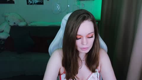 Lin online show from 01/22/25, 04:23