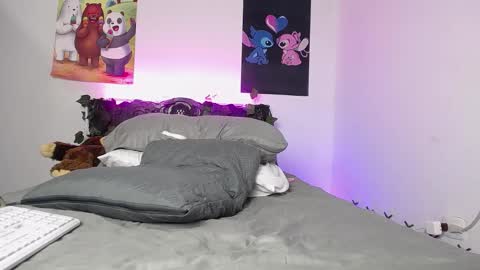 Angeles online show from 01/14/25, 08:48