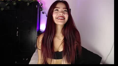 Angeles online show from 02/11/25, 01:52