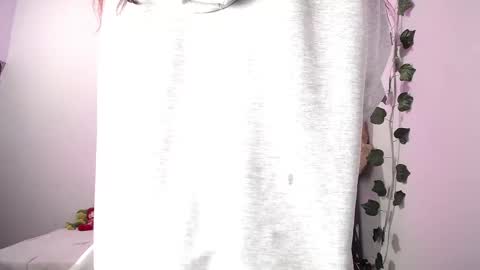 Angeles online show from 02/27/25, 05:56