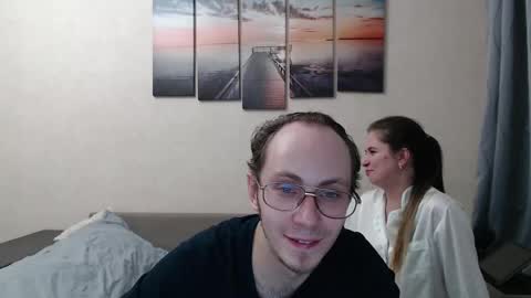 Snapshot of bad_pare chatting on 04/18/26, 11:05 bad_pare online show from 04/18/26, 11:05