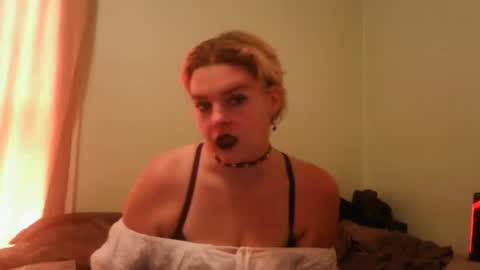 Snapshot of badbitch2026212670 chatting on 02/10/26, 05:50 badbitch2026212670 online show from 02/10/26, 05:50