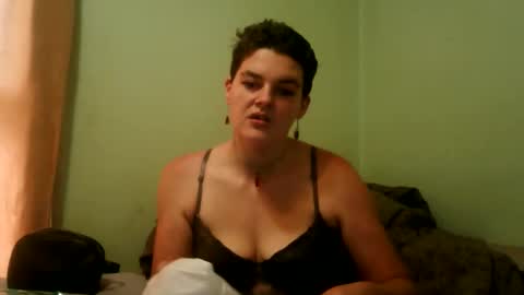 Snapshot of badbitch2026212670 chatting on 04/06/26, 05:36 badbitch2026212670 online show from 04/06/26, 05:36