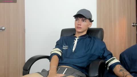 Snapshot of badboy_one chatting on 02/05/25, 01:44 jhojan online show from 02/05/25, 01:44