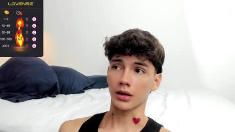 Snapshot of badboy_one chatting on 02/09/25, 08:45 jhojan online show from 02/09/25, 08:45