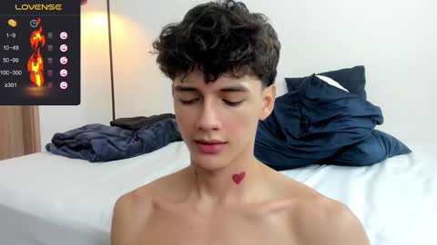 Snapshot of badboy_one chatting on 02/09/25, 11:46 jhojan online show from 02/09/25, 11:46