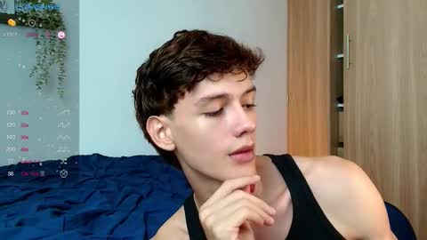 Snapshot of badboy_one chatting on 11/14/25, 09:57 jhojan online show from 11/14/25, 09:57