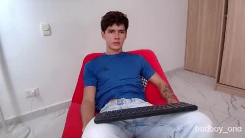 Snapshot of badboy_one chatting on 05/20/26, 04:35 jhojan online show from 05/20/26, 04:35