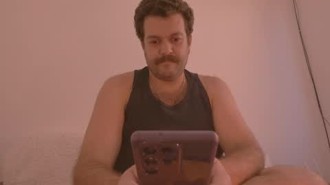 Snapshot of baddaddybrasil chatting on 04/19/26, 02:27 Baddaddybrazil online show from 04/19/26, 02:27