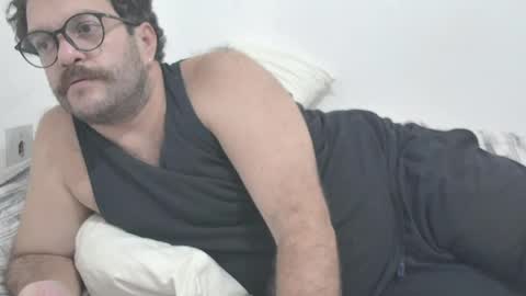 Snapshot of baddaddybrasil chatting on 05/17/26, 12:19 Baddaddybrazil online show from 05/17/26, 12:19