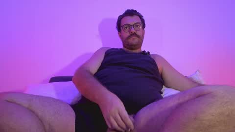 Snapshot of baddaddybrasil chatting on 05/17/26, 05:42 Baddaddybrazil online show from 05/17/26, 05:42
