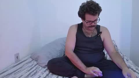 Snapshot of baddaddybrasil chatting on 06/09/26, 10:21 Baddaddybrazil online show from 06/09/26, 10:21