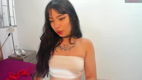 Snapshot of baddest_cat chatting on 04/06/26, 06:09 baddestcat online show from 04/06/26, 06:09