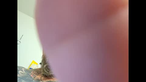 baddevil_dog online show from 11/11/25, 01:16