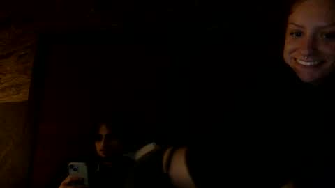 Snapshot of baddgigii chatting on 11/09/25, 07:06 baddgigii online show from 11/09/25, 07:06