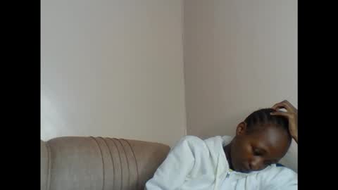 baddie_bunnie online show from 05/13/26, 05:43