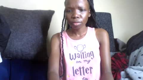 Snapshot of baddie_floxxy chatting on 06/15/26, 07:27 baddie_floxxy online show from 06/15/26, 07:27