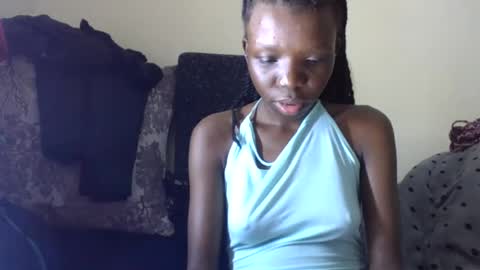 Snapshot of baddie_floxxy chatting on 06/27/26, 06:57 baddie_floxxy online show from 06/27/26, 06:57