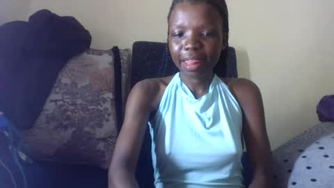 Snapshot of baddie_floxxy chatting on 06/30/26, 06:42 baddie_floxxy online show from 06/30/26, 06:42
