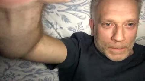 Snapshot of badger150 chatting on 01/09/25, 04:49 badger150 online show from 01/09/25, 04:49