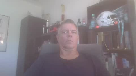 Snapshot of badger32934 chatting on 09/27/25, 04:12 Badger online show from 09/27/25, 04:12