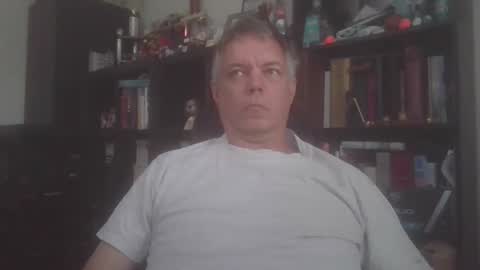 Snapshot of badger32934 chatting on 04/20/26, 04:10 Badger online show from 04/20/26, 04:10