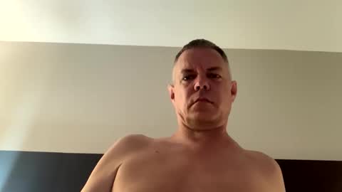 Snapshot of badger32934 chatting on 04/25/26, 04:04 Badger online show from 04/25/26, 04:04