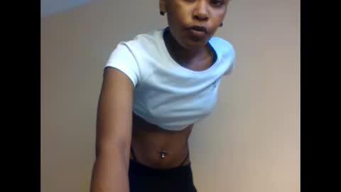 Lily. online show from 10/14/25, 07:53