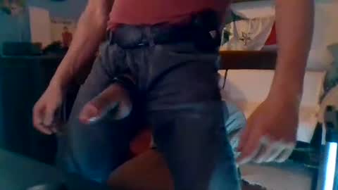 Snapshot of badhombremx chatting on 02/01/25, 04:46 Mexican livin Off the Wall online show from 02/01/25, 04:46