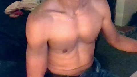 Snapshot of badhombremx chatting on 03/10/25, 02:28 Mexican livin Off the Wall online show from 03/10/25, 02:28