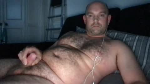 Snapshot of badibwoy chatting on 06/20/26, 12:47 Badibwoy online show from 06/20/26, 12:47