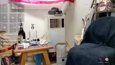 Snapshot of badnightwolf chatting on 03/06/26, 02:46 Silver online show from 03/06/26, 02:46