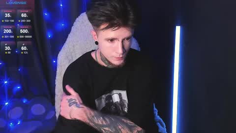 Snapshot of badrabbit__ chatting on 12/25/24, 08:39 Alex online show from 12/25/24, 08:39