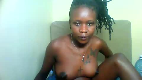 Snapshot of bads_girles chatting on 03/11/26, 05:52 bads_girles online show from 03/11/26, 05:52